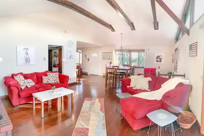 Image de Walk to Beach, Spacious Backyard