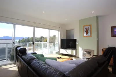 Image de Opus - 2 /10 Poley Cow Lane