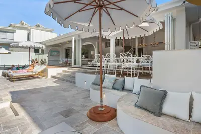 Image de La Casa Blanca - A short stroll to the famous Hastings Street