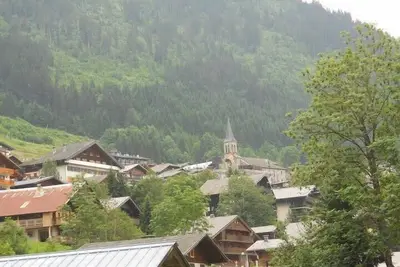 Image de 1er étage, balcon, parking, télévision, casier à ski, 55m², Châtel