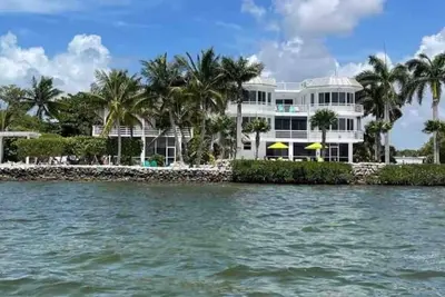 Image de The House Of Your Dreams!