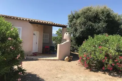 Image de Mini villa in a dream location 1. 5km from the beach with air conditioning