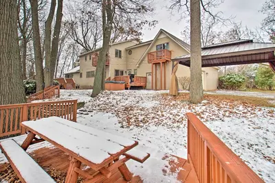 Image de Lake Access, Hot Tub & 2 Decks: Ortonville Retreat