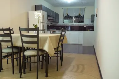 Image de Spacious, fully equipped apartment - 2 floors