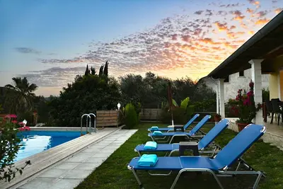 Image de Green Family Villa: Eco friendly, pool, A/C, WiFi
