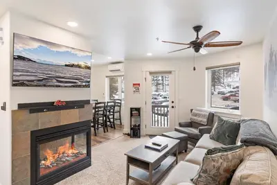 Image de The Powderhound Condo