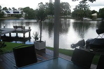 Image de 3 Brm Waterfront Apartment