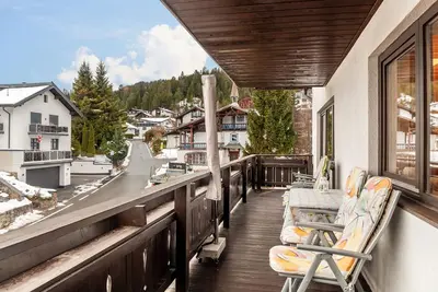 Image de Appartement de vacances \"Haus Excelsior Top 29\" avec vue sur les montagnes, balcon et Wi-Fi.