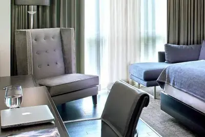 Image de Pleasant Stay! 3 Comfortable Units, Pool, Pets Allowed, Near Fountain of Neptune