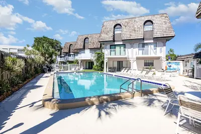 Image de Direct Oceanfront Next to Cocoa Beach Pier, Heated Pool