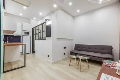 Image de pequeño apartamento reformado en malasaña de alquiler temporal