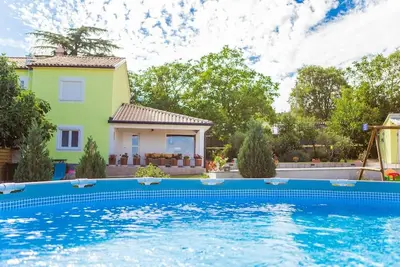 Image de Maison de vacances Zminj pour 1 - 6 personnes avec 2 chambres à coucher - Maison de vacances