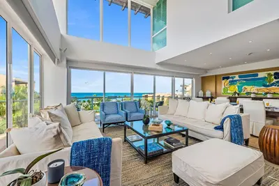 Oceanfront Luxury Penthouse on Eagle Beach.