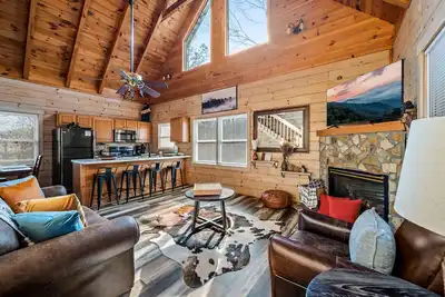 Image de Hot Tub with outdoor Tv / Spring Break Fun / Hot Tub with outdoor Tv / Arcade