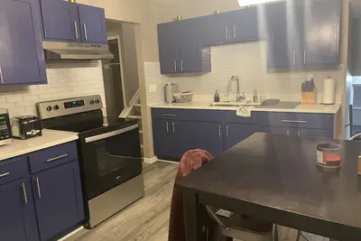 Image de Home away from home - minutes from the airport