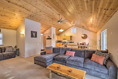 Image de Cold Springs Mountain Cabin: Hot Tub & Generator