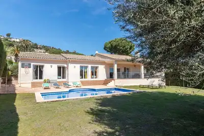 Image de Villa \"Elodia\" avec jardin, terrasse, piscine et Wi-Fi
