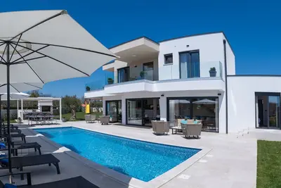 Image de Villa Dreaming Blue with Pool