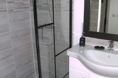 Image de Maison  6 à 7 couchages avec un Spa