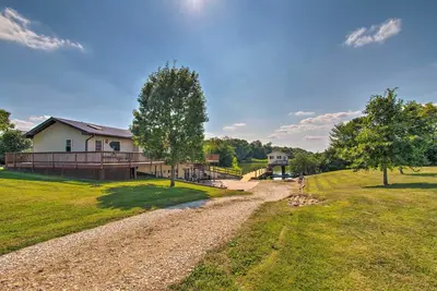 Image de Idyllic Mt Sterling Retreat w/ Private Lake!