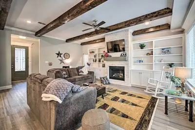 Image de Golf Course View: Hot Springs Village Home!