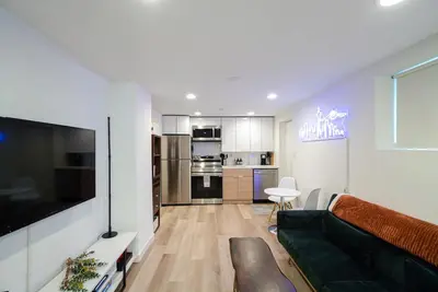 Basement Unit  · The Neon Spot - Work station, King bed