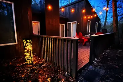 Image de Black Bear Lodge: Cozy Cabin, New Noon Check-in