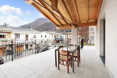 Image de Appartement de vacances \"Casa Tovini\" avec vue sur les montagnes, terrasse et Wi-Fi.
