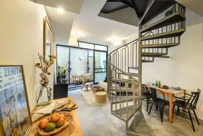 Image de Cozy Modern 1br Apt with Balcony by Sea N' Rent
