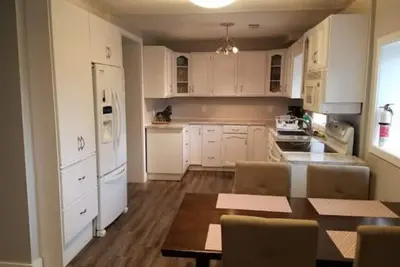 Image de Quiet country-living, minutes from Downtown