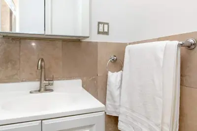 Image de 2 Bedroom Apt in Midtown