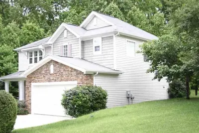 Image de Cozy home in prime Cary location