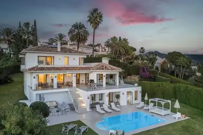 Image de Grand Villa with Spectacular Views and Private Pool