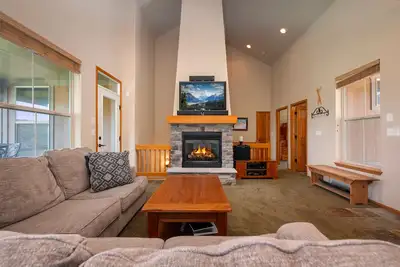 Image de Peak View Retreat - 3bd/3ba Townhouse with Great Views and Short Walk to Granby Ranch