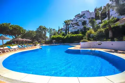 Image de Three bedroom apartment La Mairena Elviria