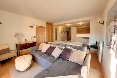 Image de Appartement spacieux avec Spa et vue sur la vallée
