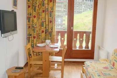 Image de Studio lumineux 3 pers · Balcon · Animaux acceptés · Proche pistes et commerces