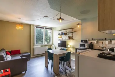 Image de Appartement spacieux à Gourette, 8 pers, 2 ch, entrée station, bien équipé, casier à skis