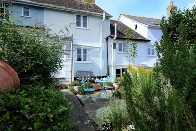30 Sherborne Lane, country holiday cottage in Lyme Regis