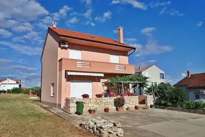 Image de 5 minutes from the beach Apartment with terrace