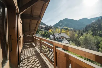 Image de Chalet Les Noisetiers - 15 personnes avec Jacuzzi et Wifi - Châtel Réservation