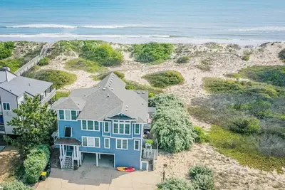 C0601 Memory Maker. Oceanfront, Private Pool, Swim Up Pool Bar!