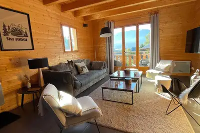 Image de Chalet Bolquera - Quatre Chambres Maison, Couchages 8