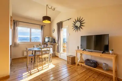 Image de La Minoterie - Deux Chambres Appartement, Couchages 4