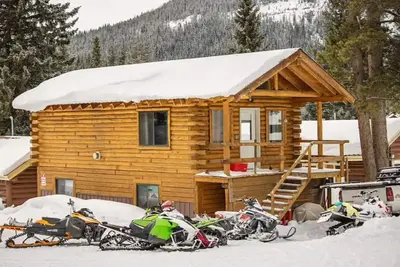 Image de Fox Den Cabin Yellowstone Getaway in Cooke City