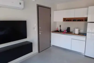 Image de Lovely 2 Br in villa. Small pool. Partial seaview