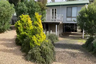 Image de 93 Atherton -perfect for couples or small families