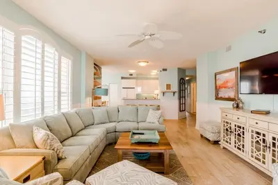 Image de Beach Colony Tower 12d - Indoor Pool - Hassle-Free Check Out