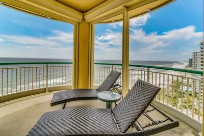 Image de New Listing! Beach Colony West Ph1c (16c) - Indoor Pool - Hassle-Free Check Out