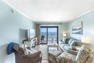 Image de New Listing! ! ! Ocean Breeze West - Beachfront view - No Hassle Check Out